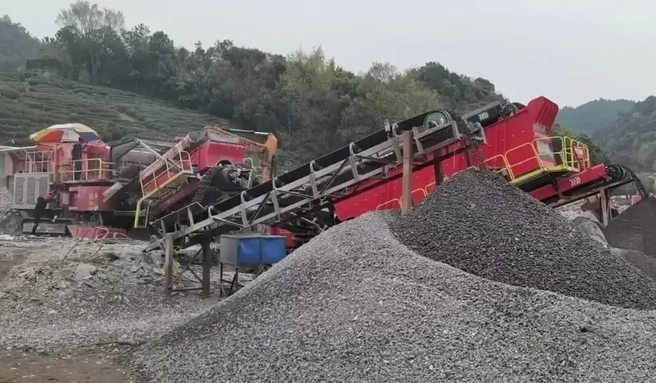 220TPH Solid Waste Crushing Plant in Vietnam